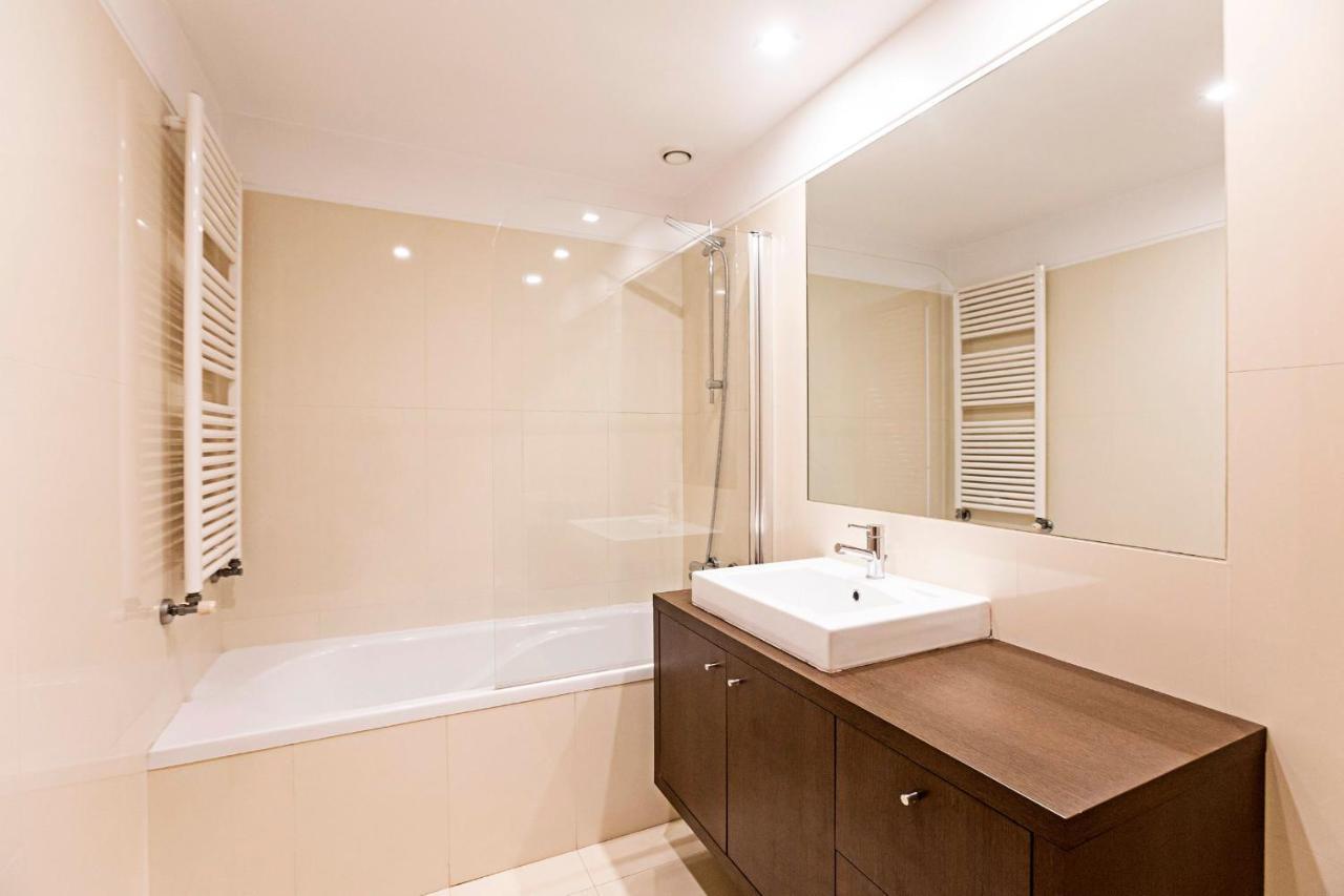 2Br Flat By Metro W/ Free Parking By Lovelystay Vila Nova de Gaia Exterior photo